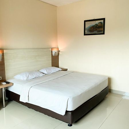 Winstar Hotel Pekanbaru Eksteriør bilde