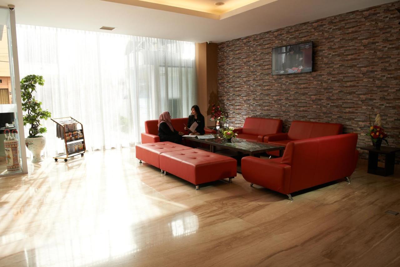 Winstar Hotel Pekanbaru Eksteriør bilde