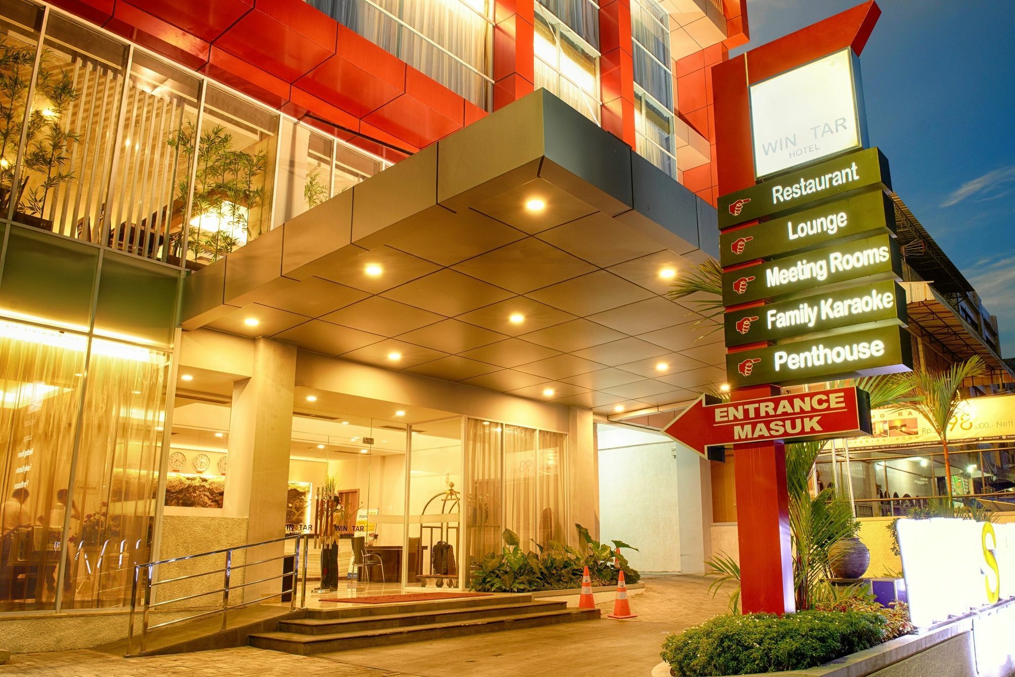 Winstar Hotel Pekanbaru Eksteriør bilde